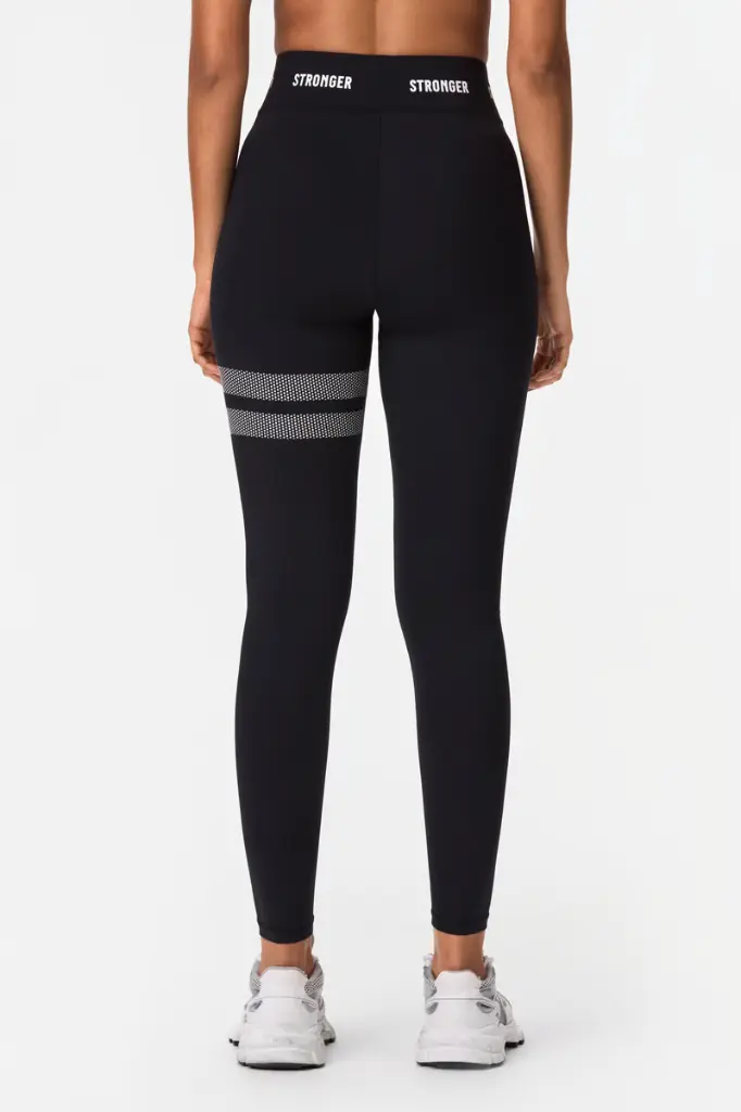 10040_df00afe06d-stronger-2222-96_9999-hero-leggings_black-02-original.webp