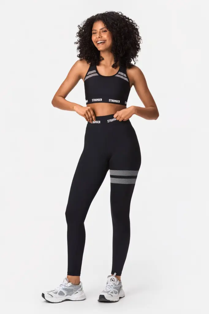 10040_c1e2e5bc97-stronger-2222-96_9999-hero-leggings_black-05-original.webp