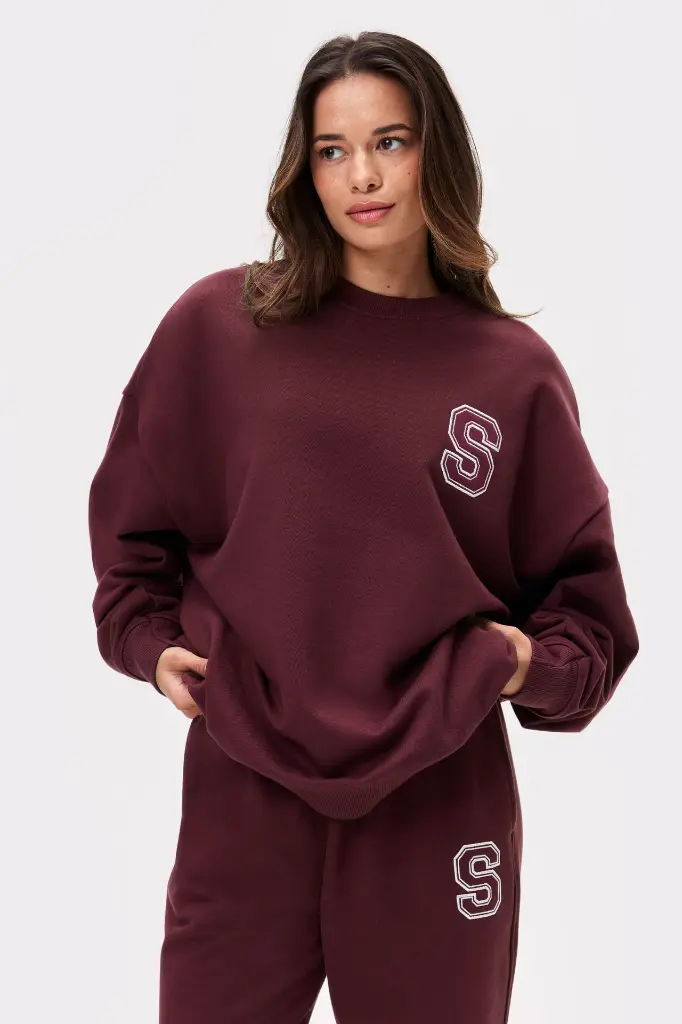 STRONGER-U990_1058-Essential Sweatshirt_Port Royal-01.webp