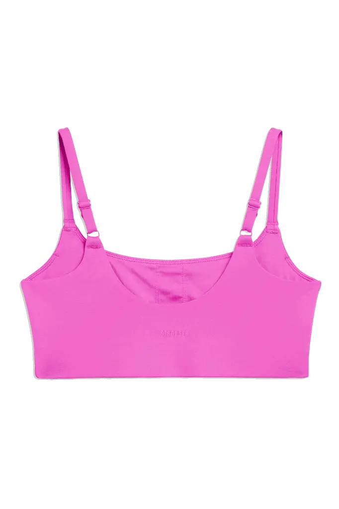 STRONGER-U992_8040-The One Strap Sports Bra_Magenta-P03.webp