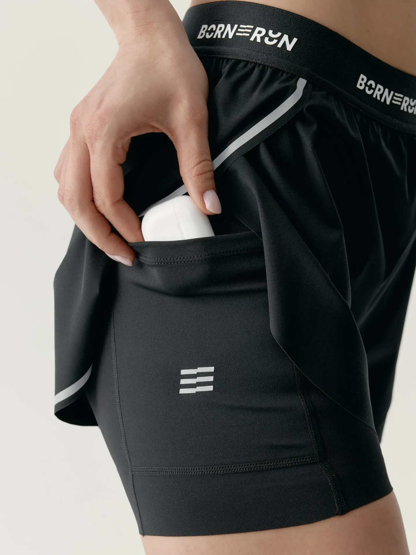 Born Living Yoga Short Voltrun Black