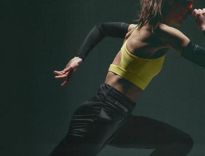 [BLYR8-XS/S-ZW] Born Living Yoga Arm Run Black (XS/S)