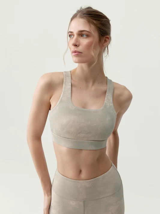 [BLY6643-S-ECR] Born Living Yoga Top Alaya Biscuit (S)
