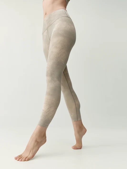 [BLY4421-S-ECRU] Born Living Yoga Legging Alaya Biscuit (S)