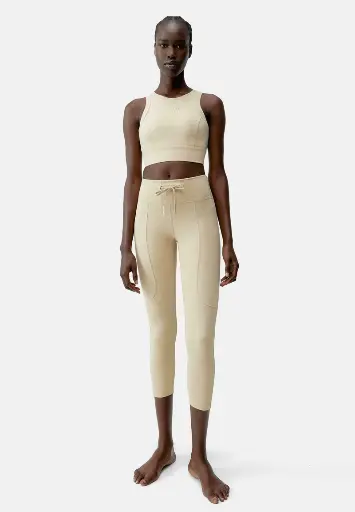 Born Living Yoga Top Esme Beige