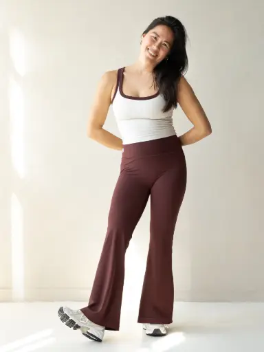 Spica Rise Flare Legging Bordeaux